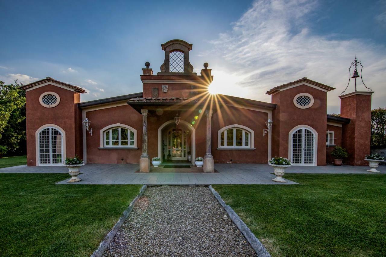 ビッビエーナ Podere Sant'Angeloヴィラ エクステリア 写真
